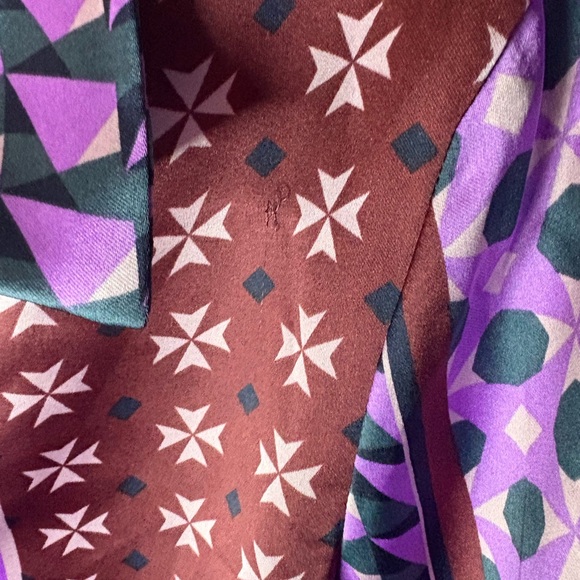 House of Harlow 1960 mixed prints Long Sleeve Crop Blouse - Picture 5 of 7